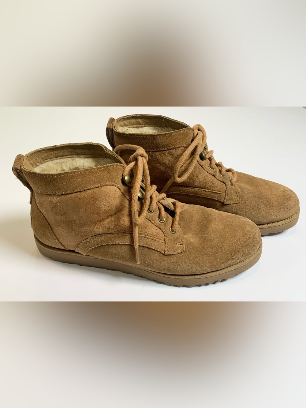 UGG Bethany Women’s 10 Chestnut Suede Shearling Chukka Boots 1012532